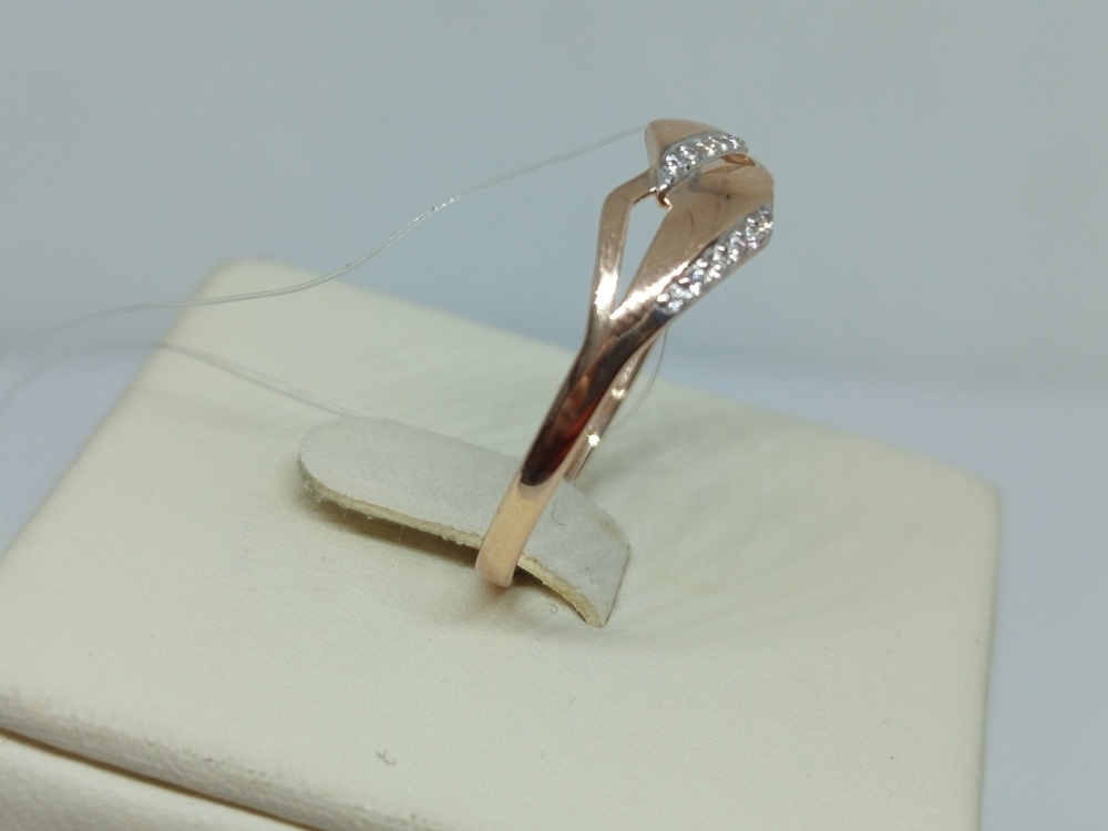 КОЛЬЦО С КАМНЯМИ (Au 585)