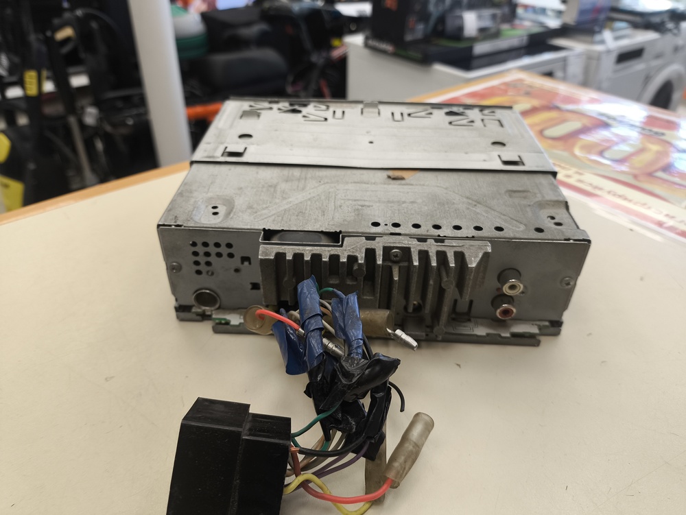 Автомагнитола Pioneer MVH-150UB