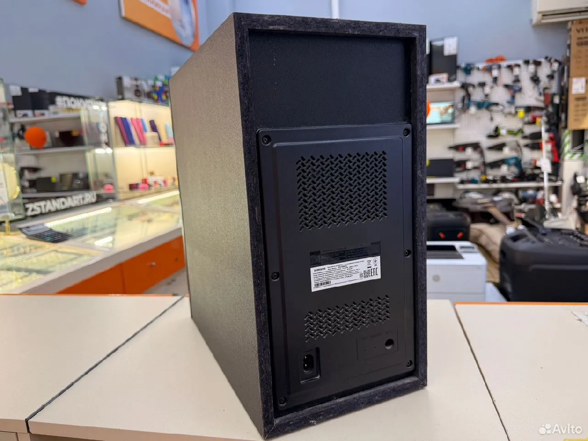 Саундбар Samsung HW-M550