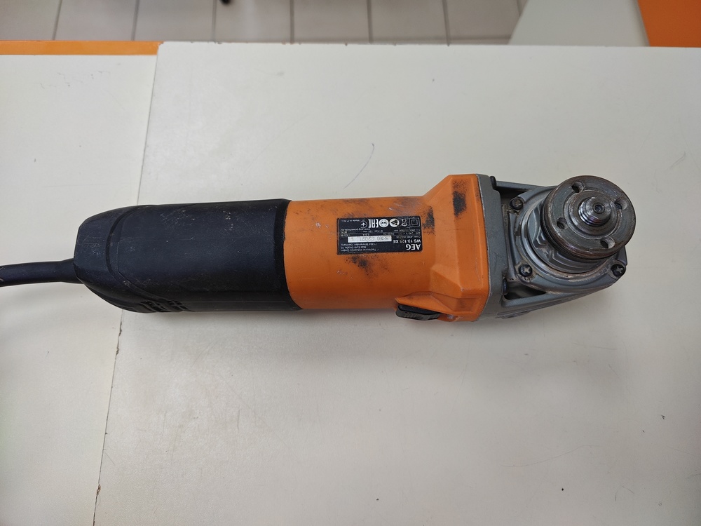 Угловая шлифмашина AEG WS 13-125XE