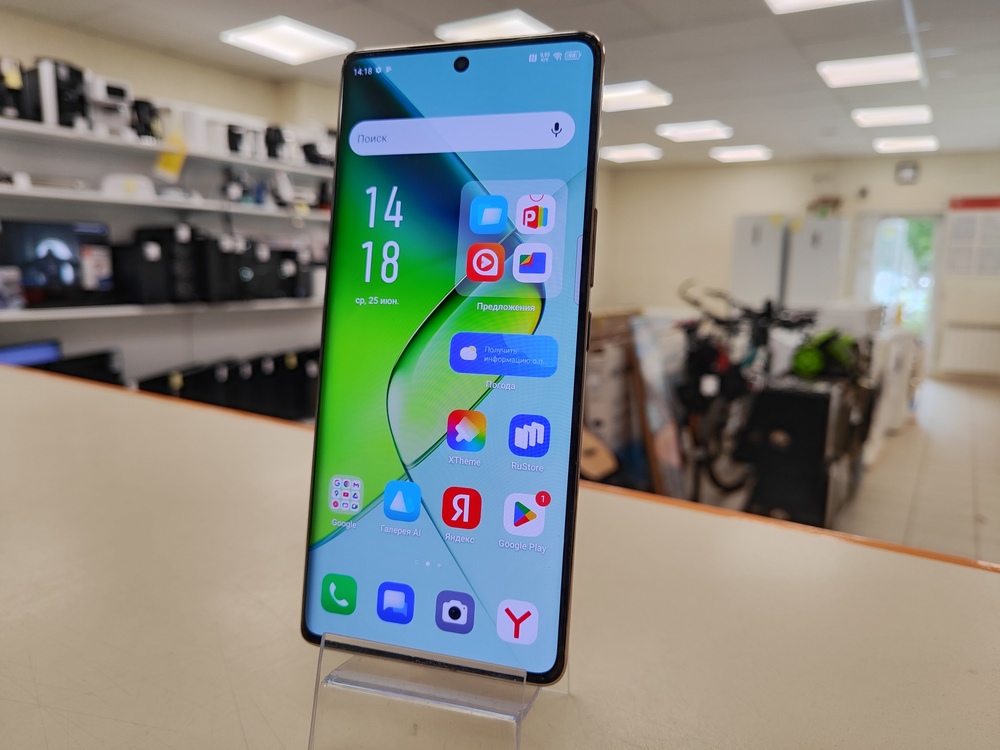 Смартфон Infinix Note 40 Pro Plus 12/256