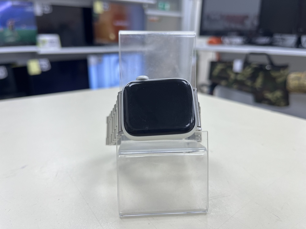 Смарт-часы Apple Watch SE 2022 40mm