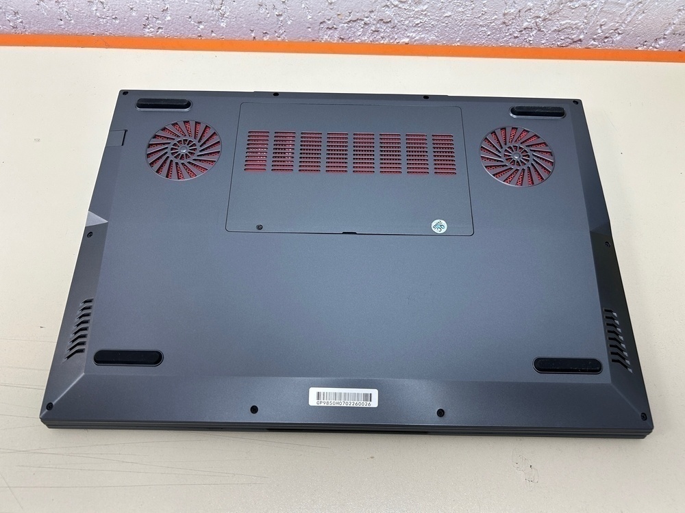 Ноутбук NoName; Core i7-9850H, Intel UHD Graphics, 32 Гб, 1 Tb, Нет