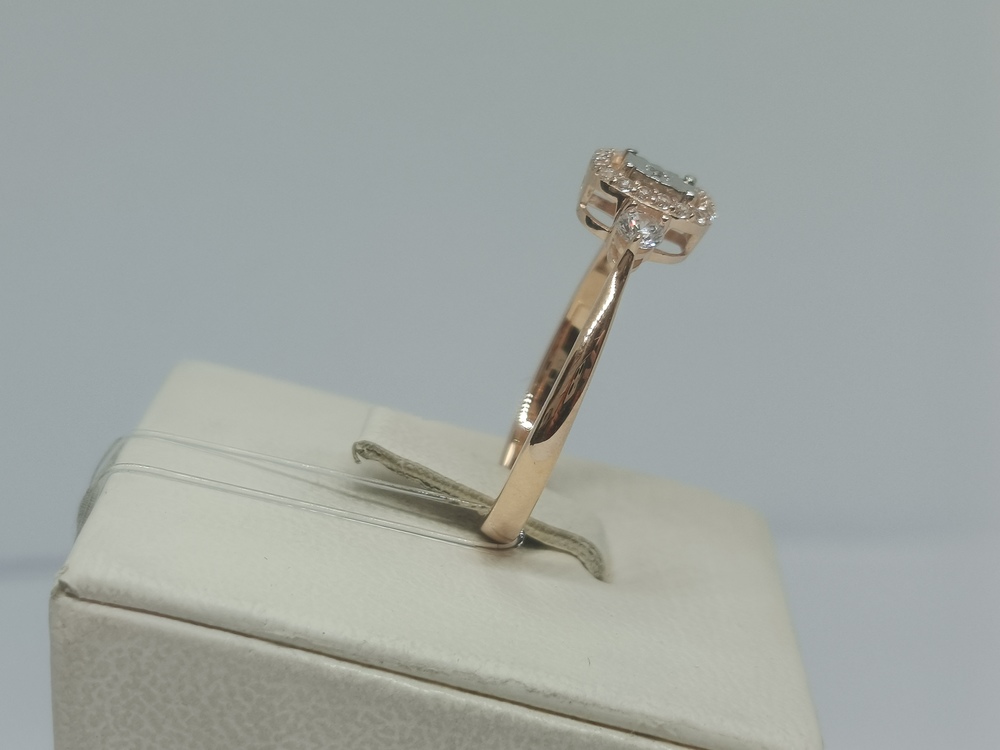 КОЛЬЦО С КАМНЯМИ (Au 585)