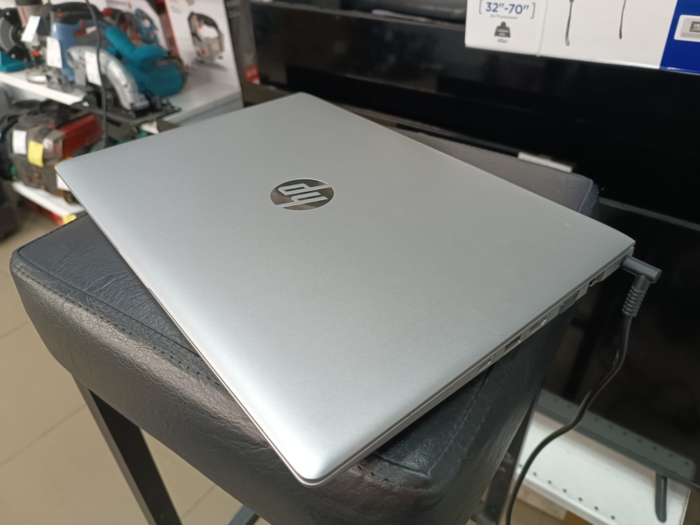 Ноутбук HP; Core i3-7100U, Intel HD Graphics 620, 8 Гб, 240 Гб, Нет