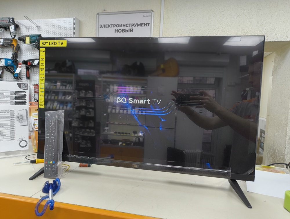 LED Телевизор BQ 32FS01B
