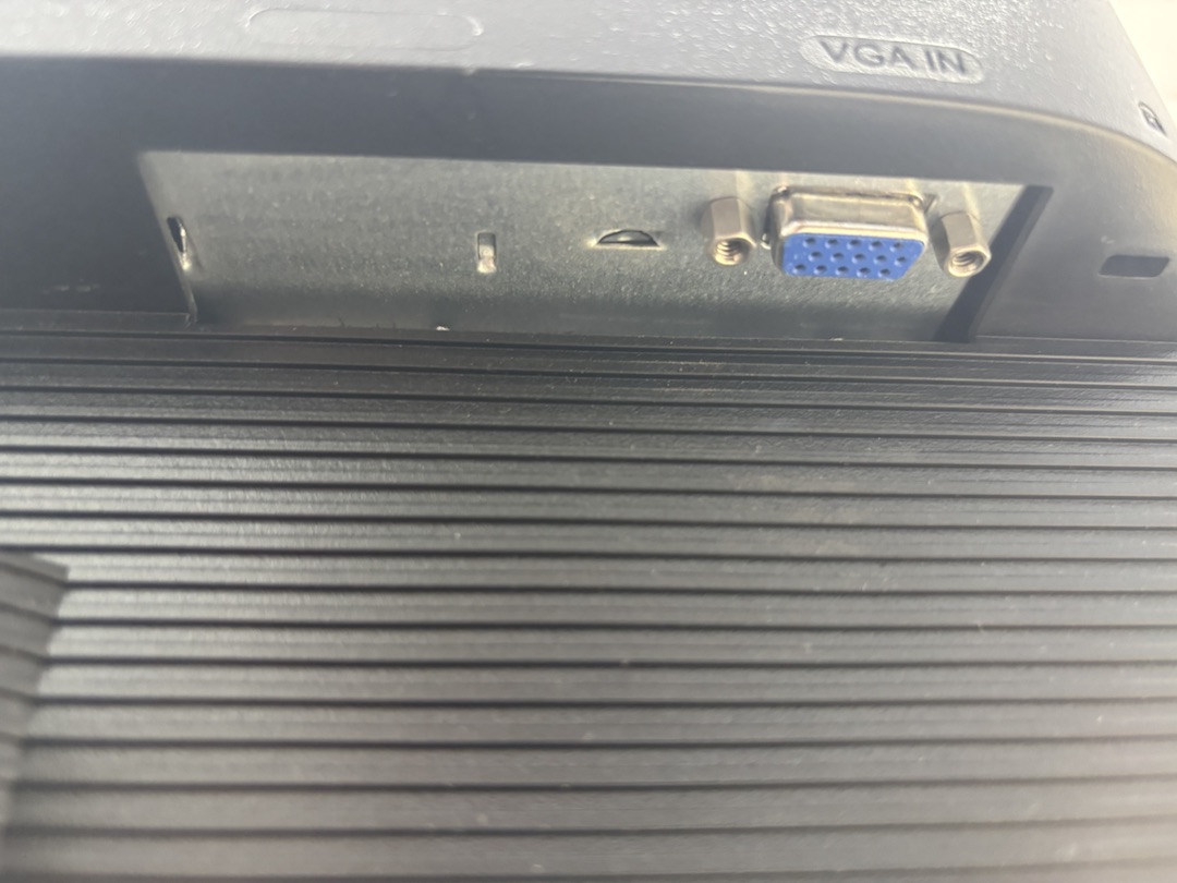 Монитор Acer V176L