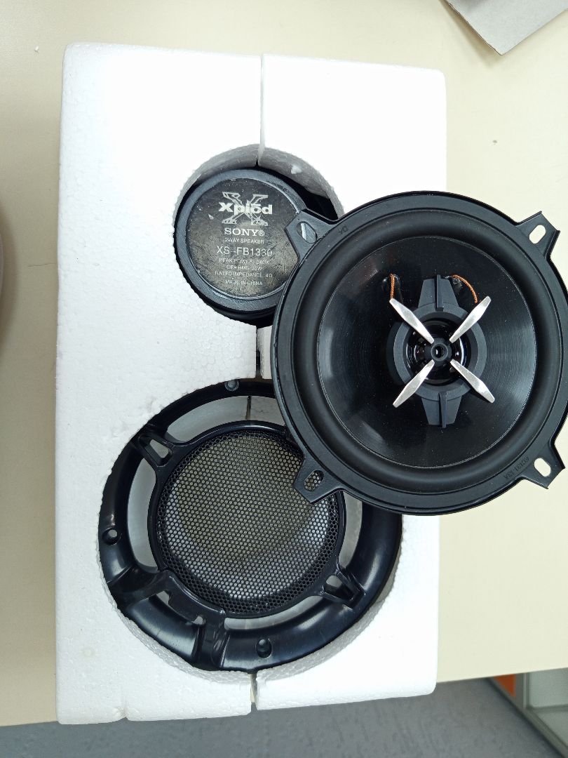 Автоакустика передняя Sony XS-FB1630