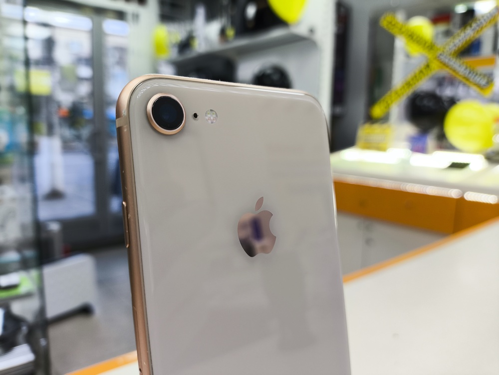 Смартфон Apple iPhone 8 64Gb