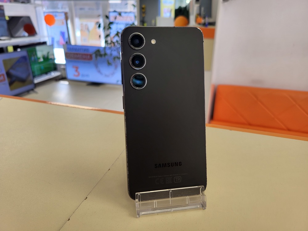 Смартфон Samsung Galaxy S23 8/128