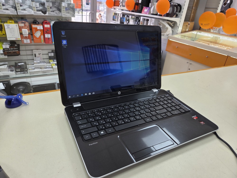 Ноутбук HP Pavilion 15; A6-5350M, Radeon HD 8450G, 4 Гб, Нет, 500 Гб