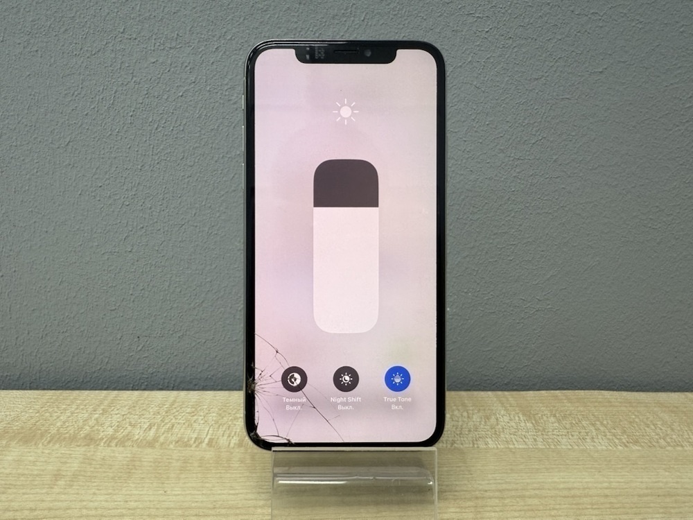 Смартфон Apple iPhone X 256Gb