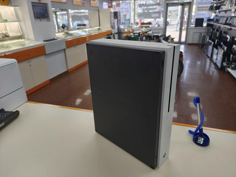 Игровая приставка Xbox One S 1TB
