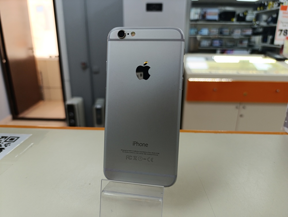 Смартфон Apple iPhone 6 16Gb