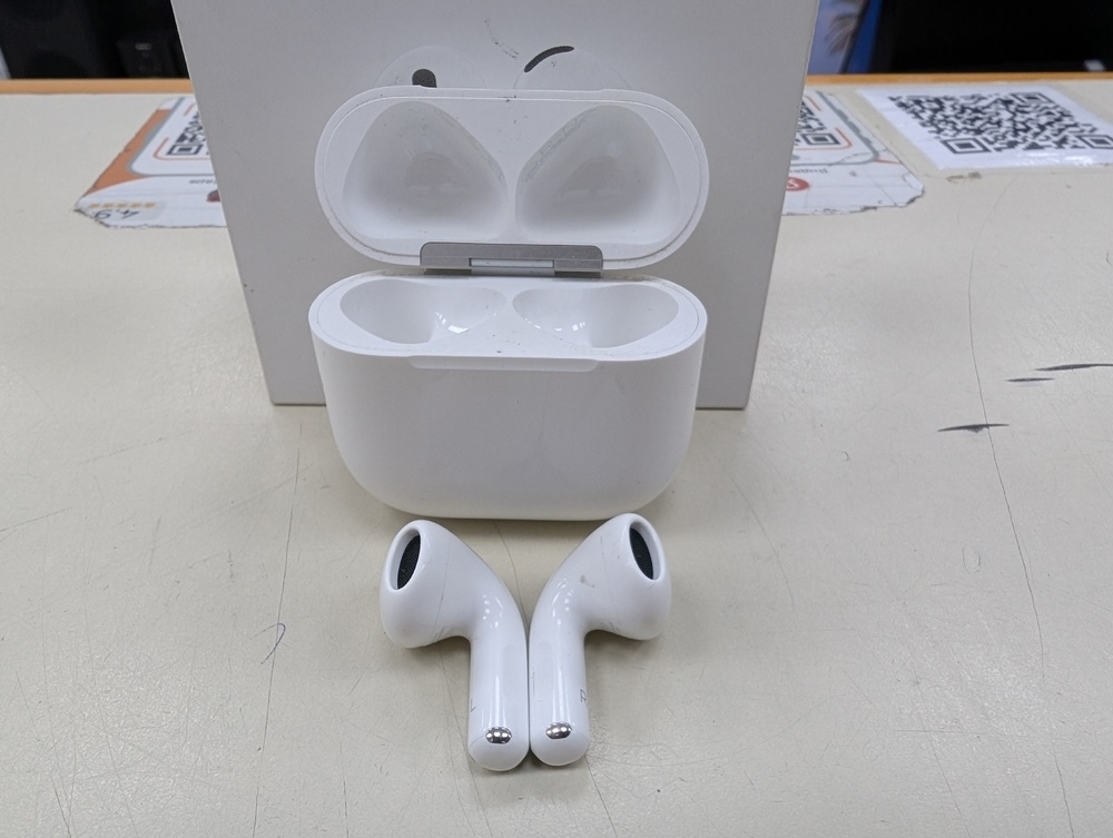 Наушники беспроводные Apple AirPods 4 Без ANC