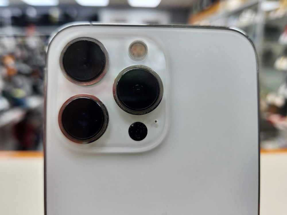 Смартфон Apple iPhone 13 Pro 128Gb