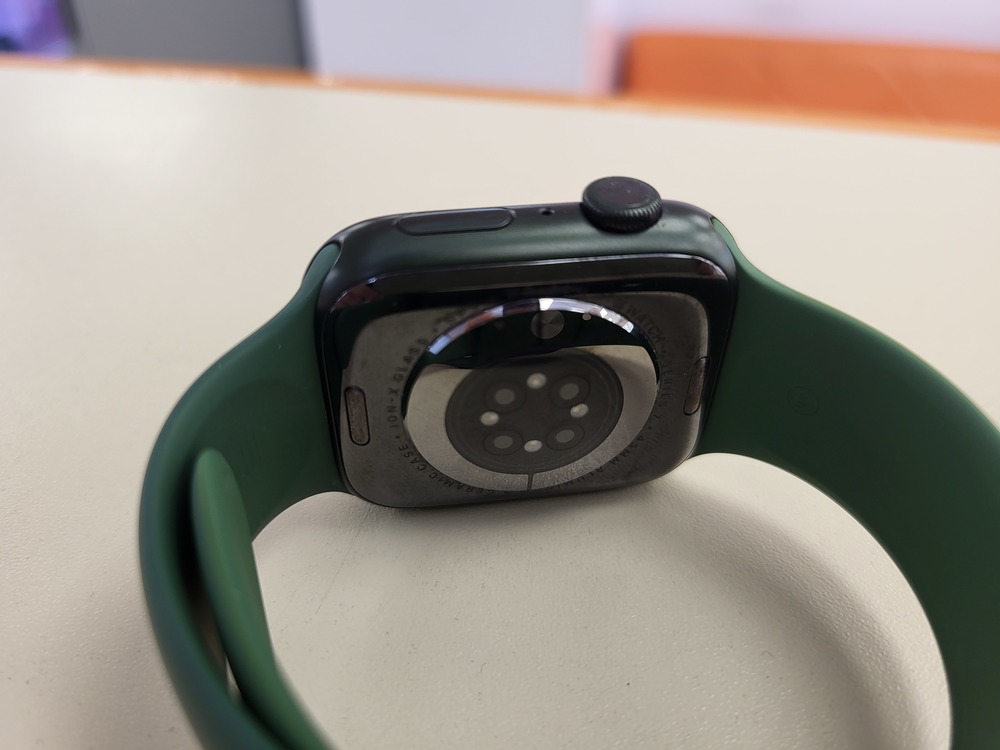 Смарт-часы Apple Watch Series 7 45mm