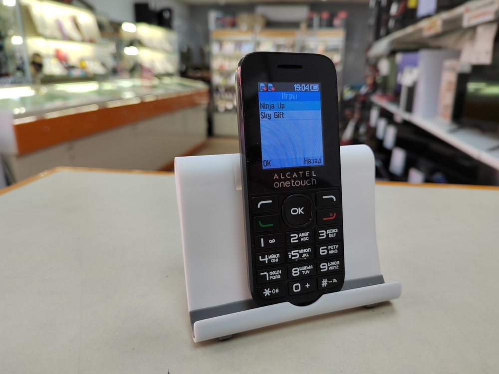 Смартфон Alcatel One Touch 918d