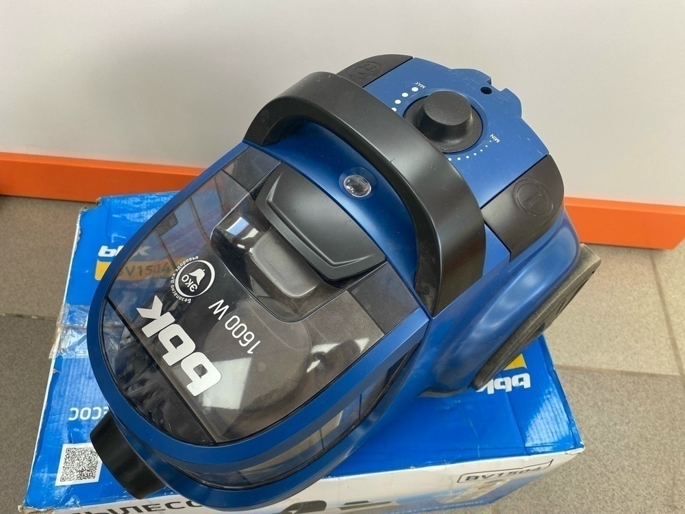 Пылесос BBK BV-1504