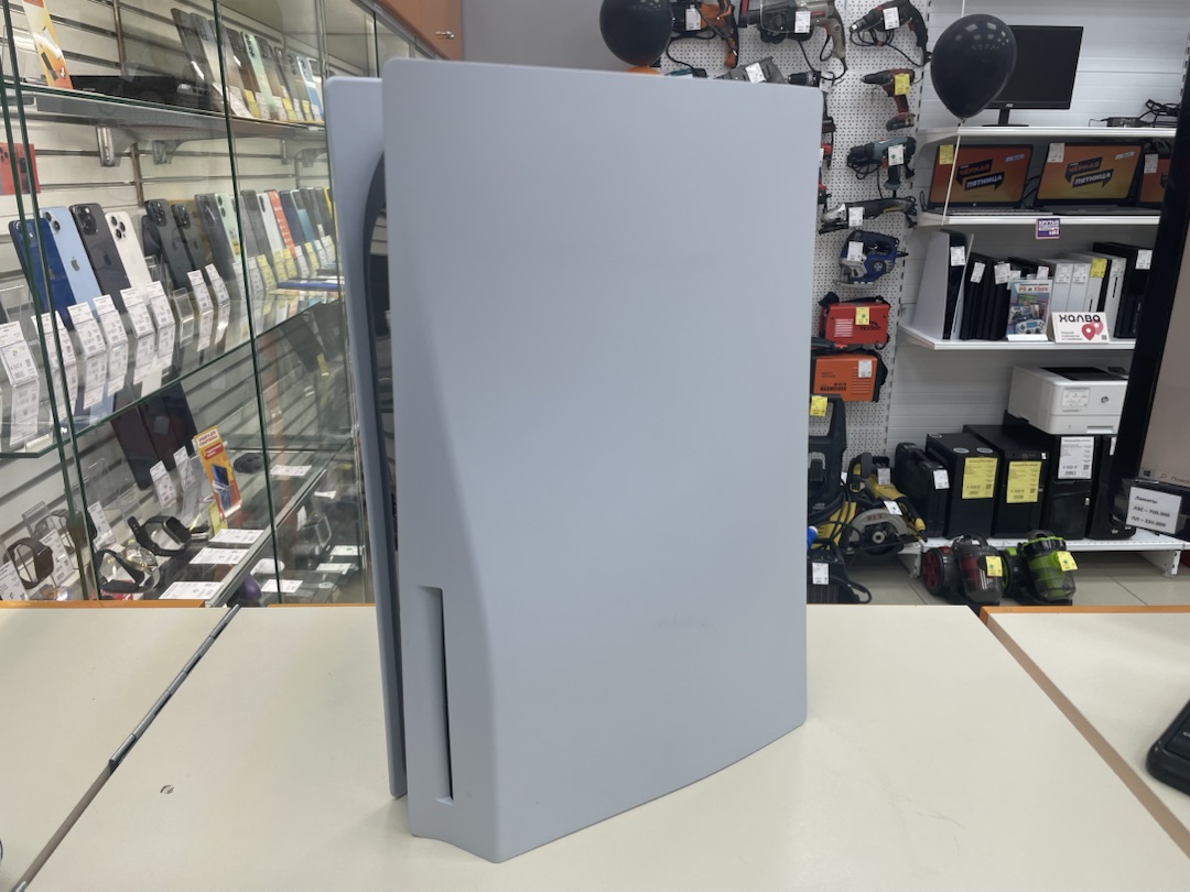 Игровая приставка PlayStation 5 825Gb (С дисководом)