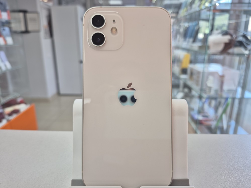 Смартфон Apple iPhone 12 64Gb