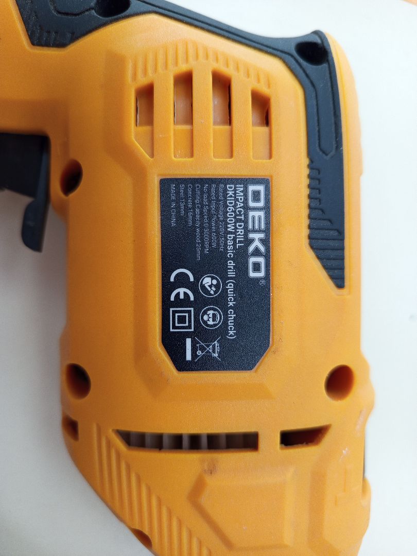 Дрель-ударная DEKO DKID600W
