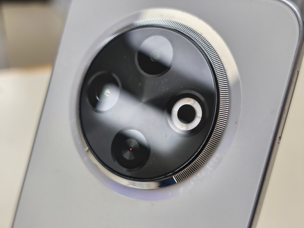 Смартфон Tecno SPARK 30C 4/128