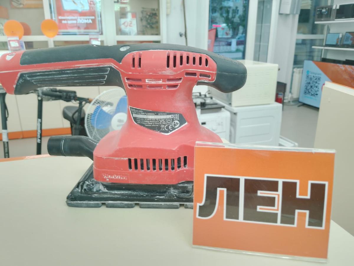 Шлифовальная машина Makita M9203