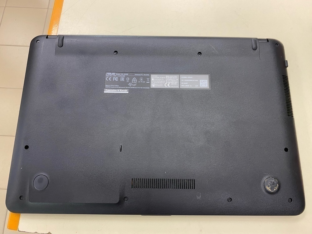 Ноутбук ASUS; A6-9225, AMD Radeon (TM) Graphics, 4 Гб, Нет, 500 Гб