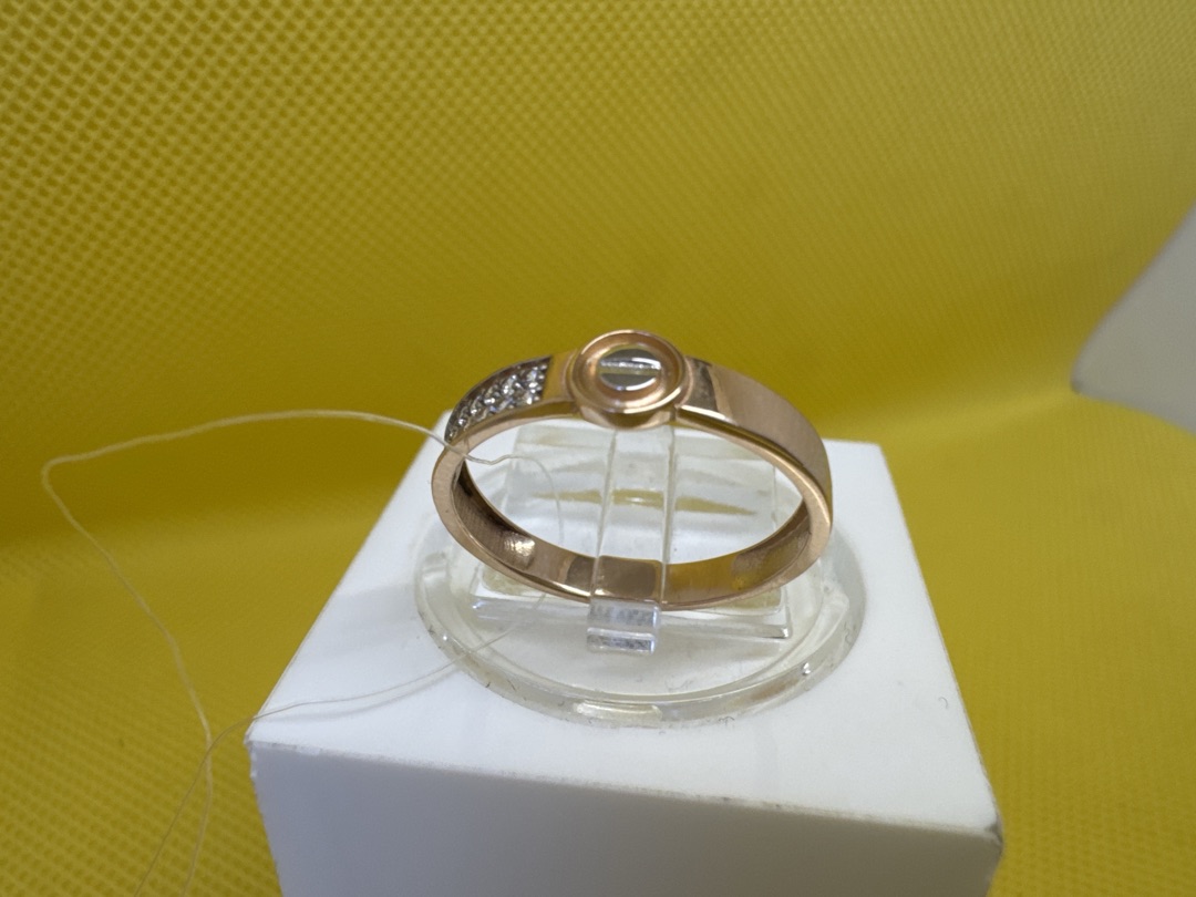 КОЛЬЦО С КАМНЯМИ (Au 585)