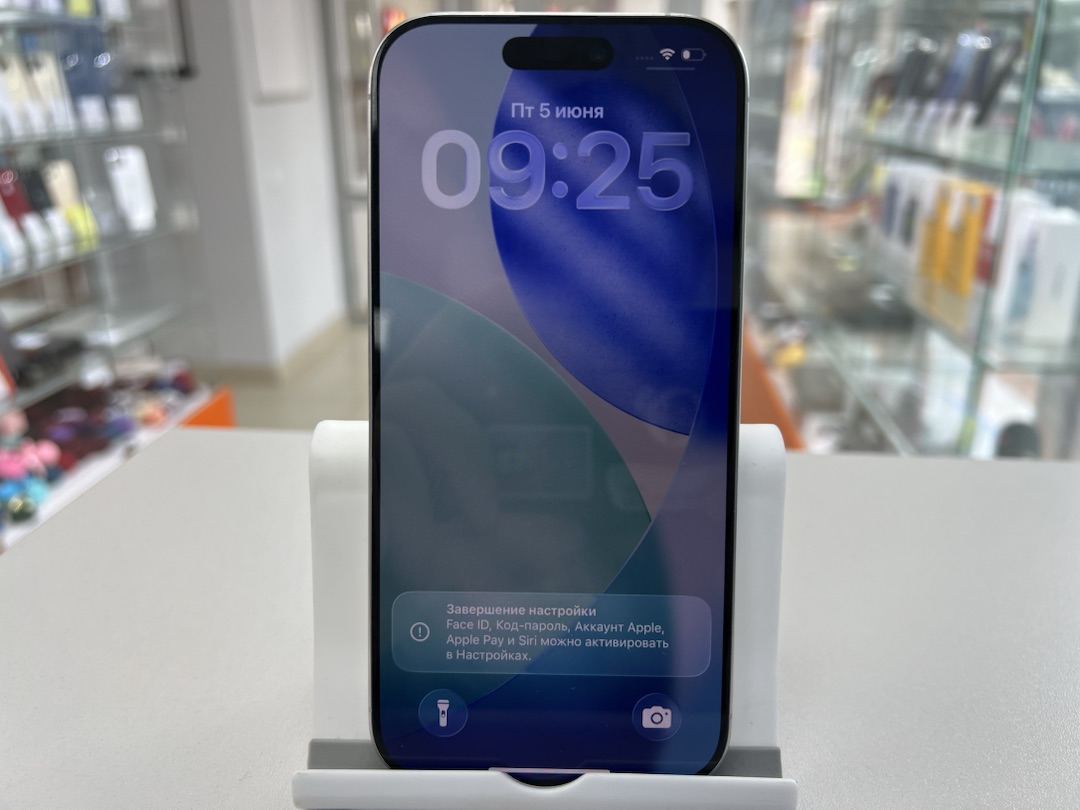 Смартфон Apple Iphone 16 Pro 128Gb