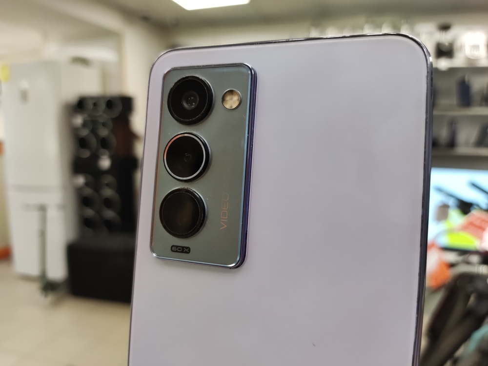 Смартфон Tecno Camon Premier 8/256
