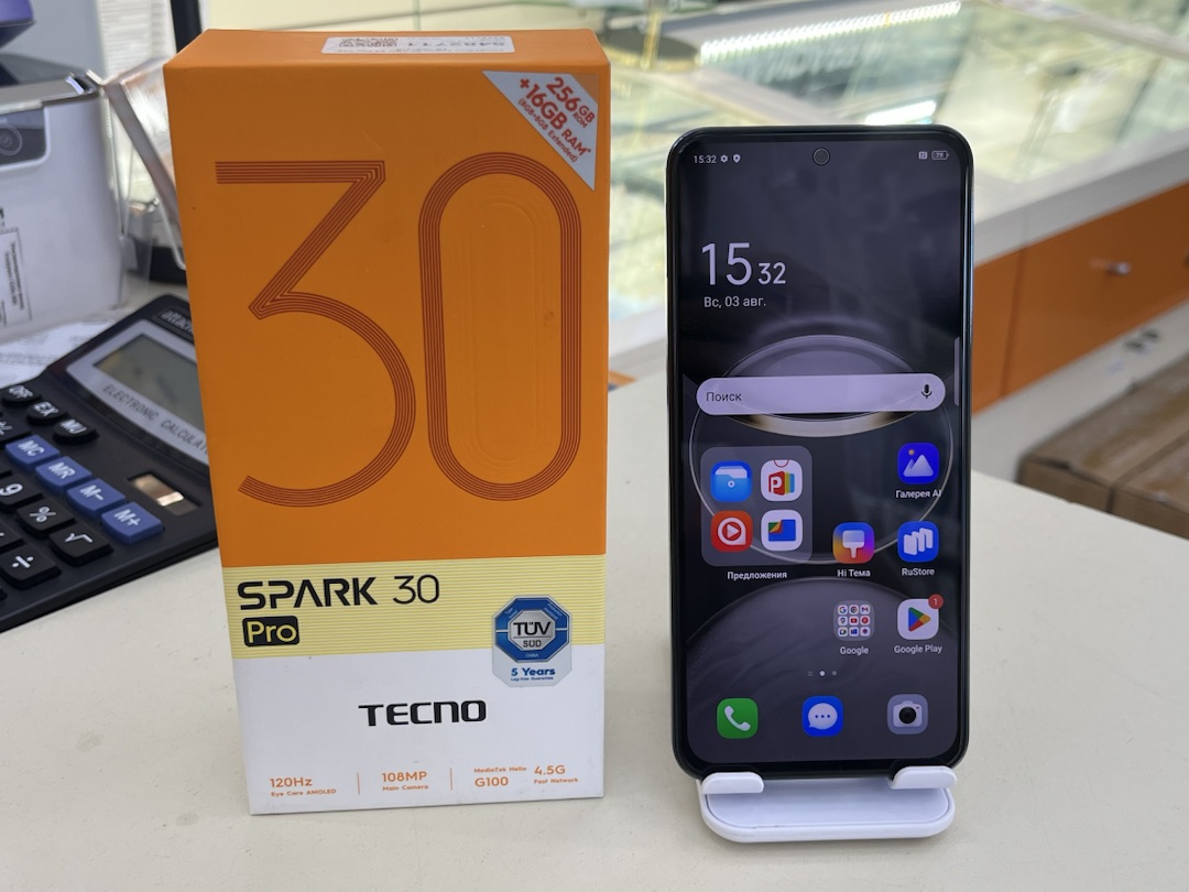 Смартфон Tecno SPARK 30 PRO 8/256