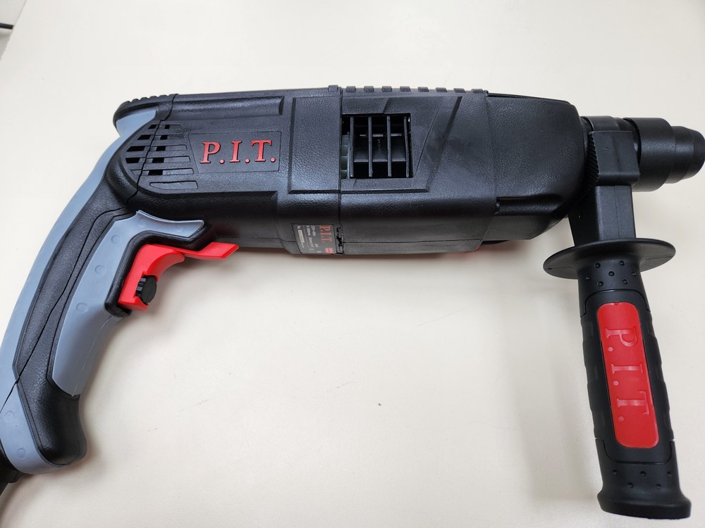 Перфоратор P.I.T. PBH24-C