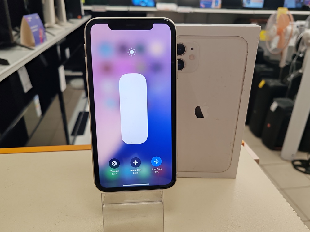 Смартфон Apple iPhone 11 128Gb