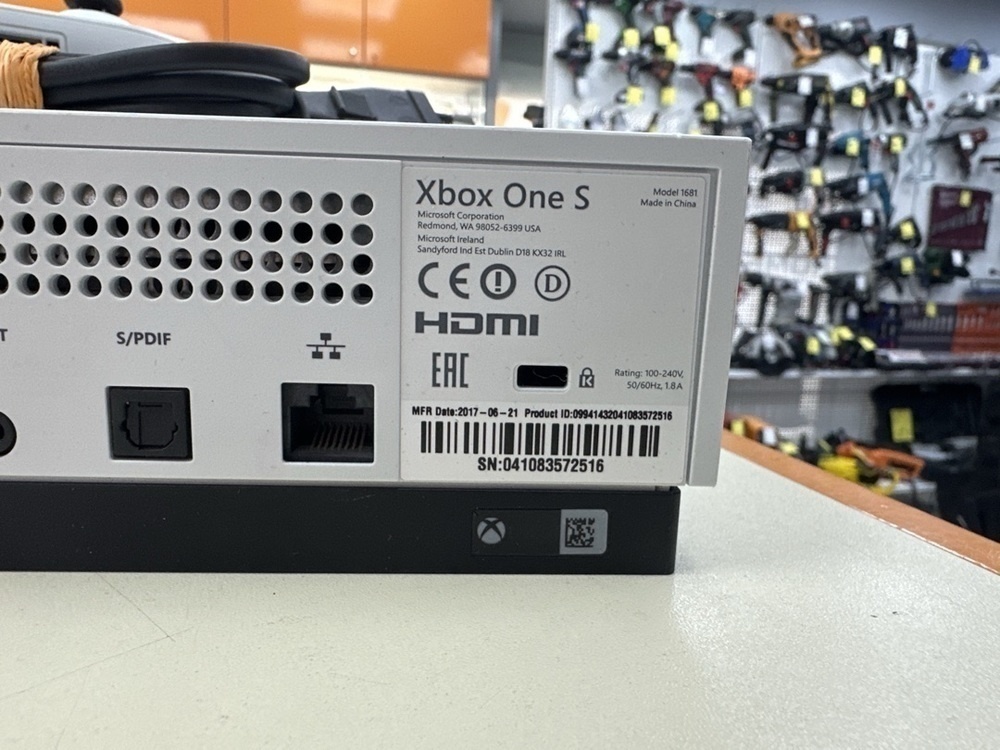 Игровая приставка Xbox One S 500Gb