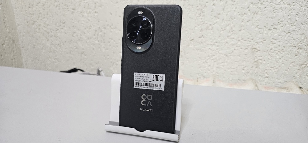 Смартфон Huawei Nova 14 Pro 12/512