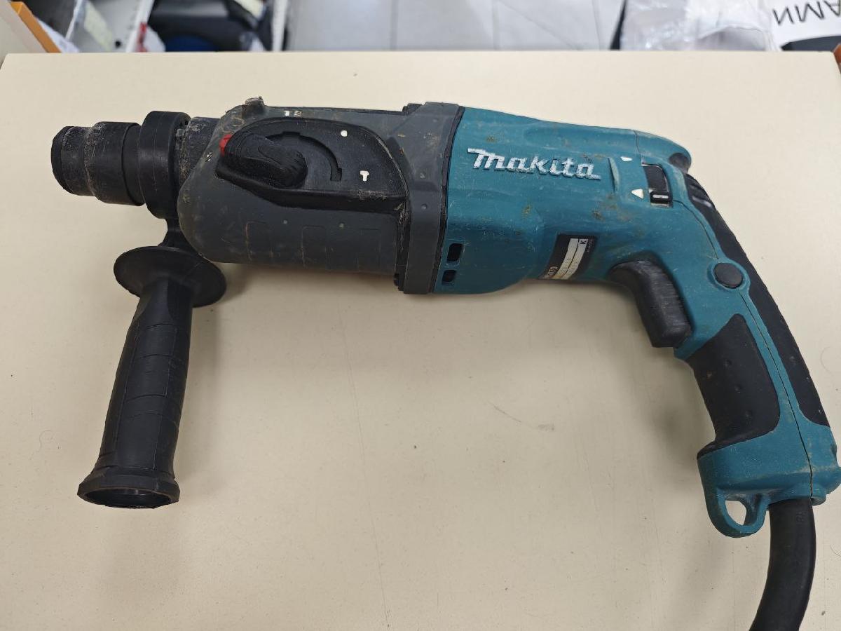 Перфоратор Makita HR2470