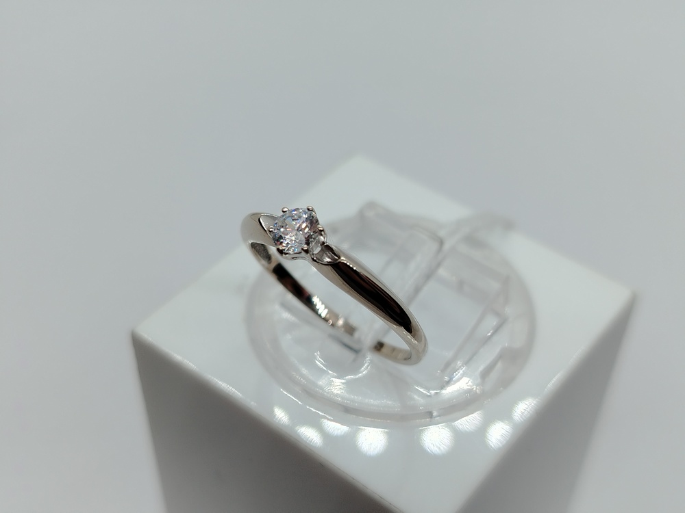 КОЛКМ585 КОЛЬЦО С КАМНЕМ (Au 585)