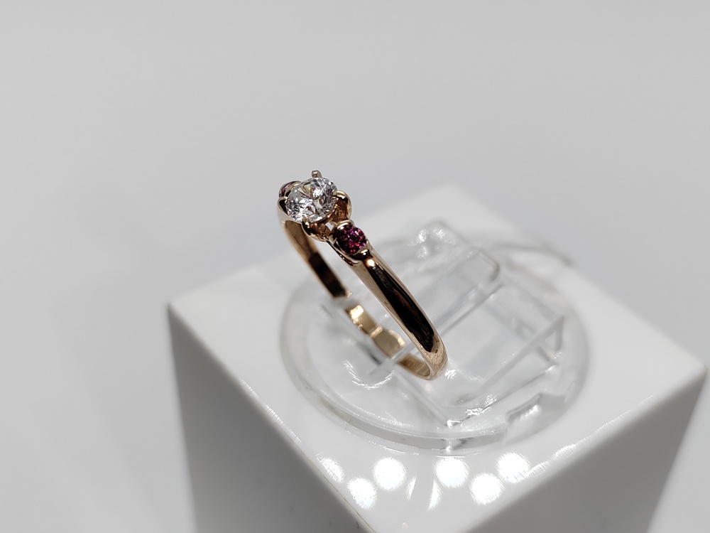 КОЛКМИ585 КОЛЬЦО С КАМНЯМИ (Au 585)