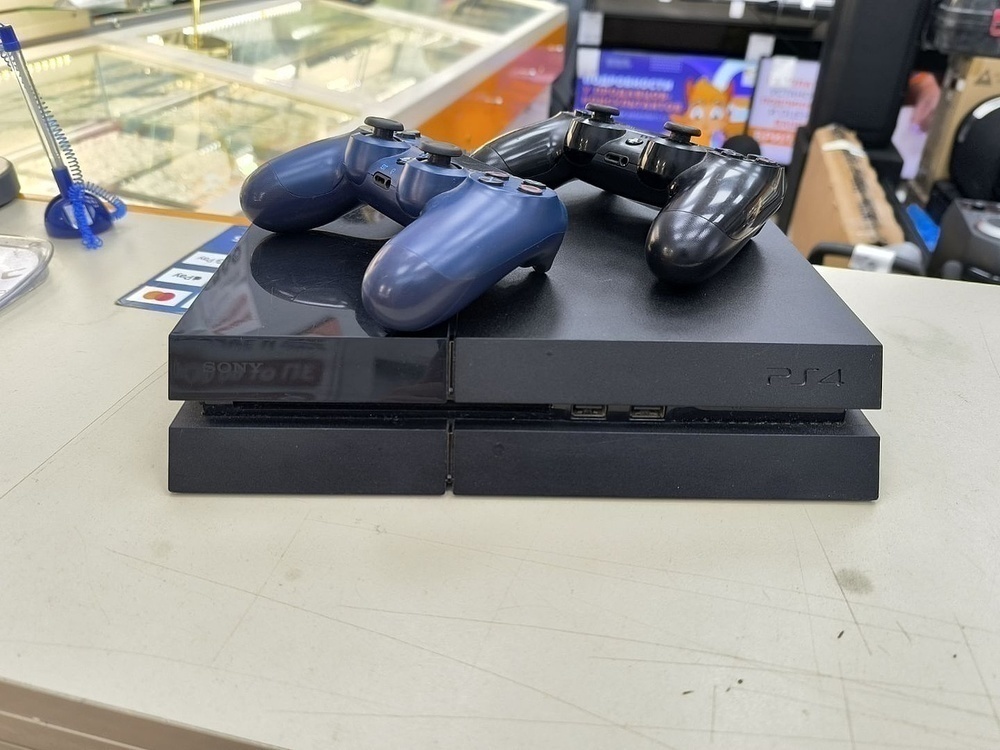 Игровая приставка PlayStation 4 FAT 500GB