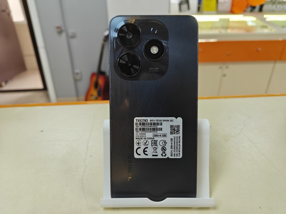 Смартфон Tecno Spark 20C 4/256