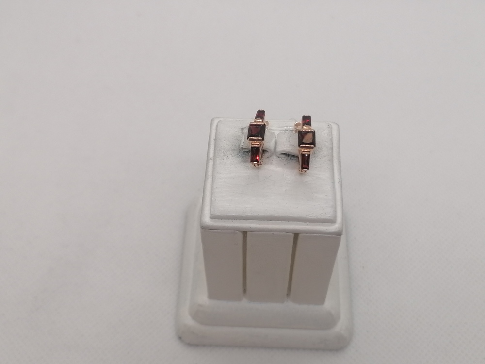 СЕРЬГИ ГРАНАТ (Au 585)