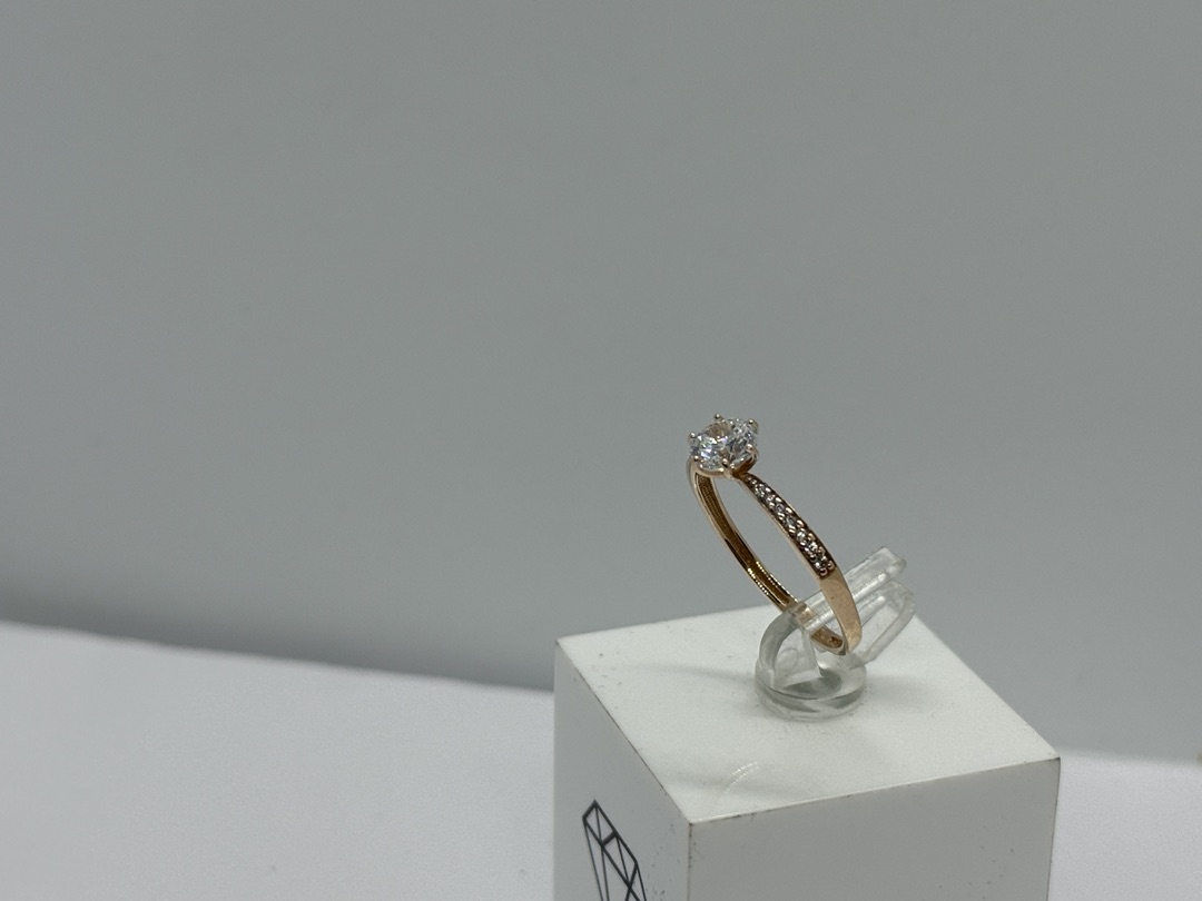 КОЛКМИ585 КОЛЬЦО С КАМНЯМИ (Au 585)