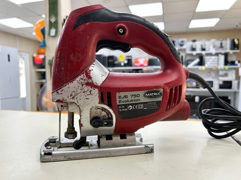 Лобзик Matrix EJS 750