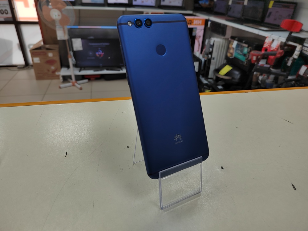 Смартфон Honor 7X 4/128