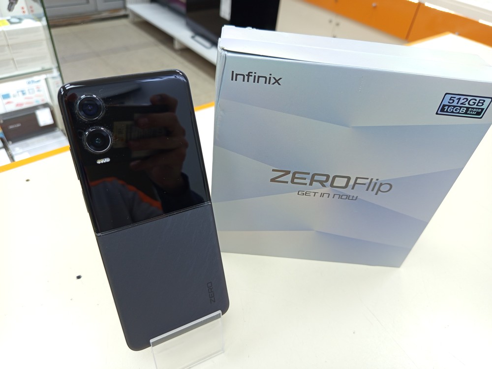 Смартфон Infinix Zero Flip 8/512
