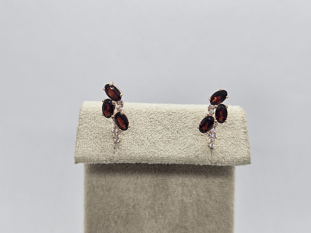 СКМИ585 СЕРЬГИ С КАМНЯМИ (Au 585)