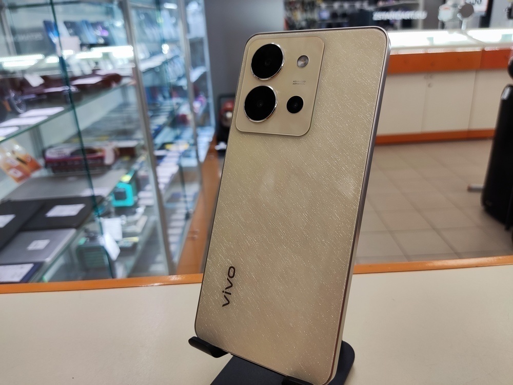 Смартфон Vivo Y36 8/128