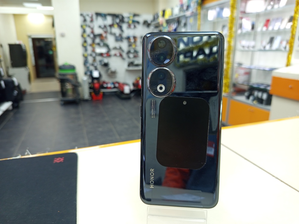 Смартфон Honor 90 8/512